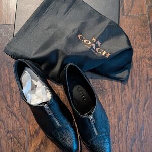 Coach Women's Black Leather Shoes